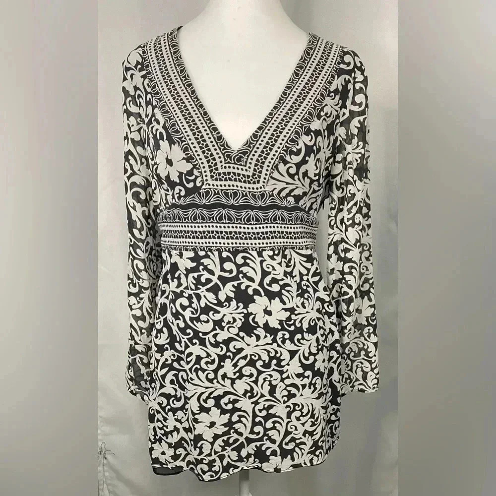 White House Black Market‎ long sleeve silk tunic paisley blouse